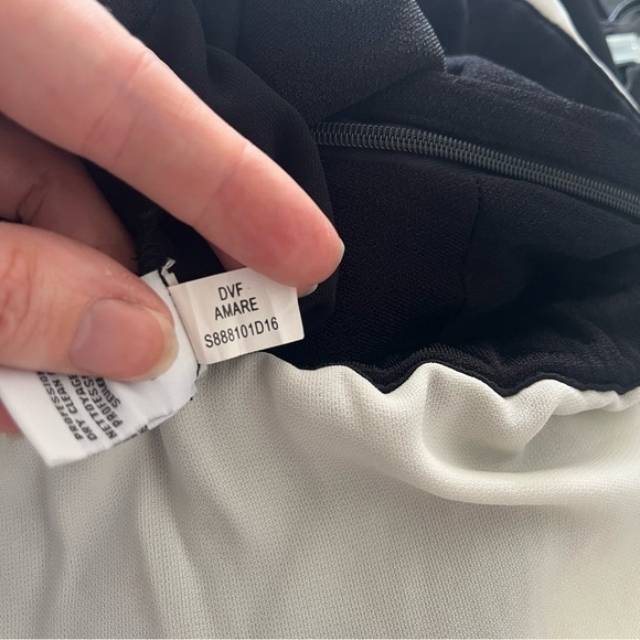 DIANE VON FURSTENBERG x REVOLVE Amare Color Block Jumpsuit - Picture 12 of 14